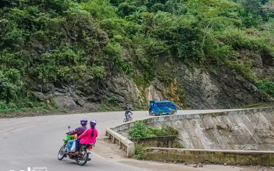 Manipis Road, one of the most popular spots for road trips in Cebu